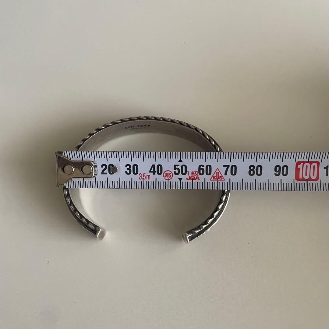 TOM HAWK (トムホーク) バングル　ナハボ族　インディアンジュエリー