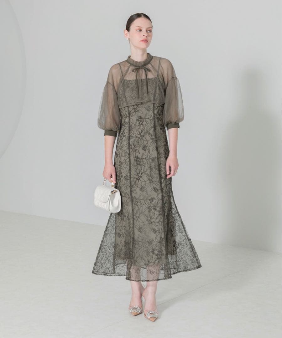 パフスリーブシアーボレロ刺繍マーメイドシルエットキャミワンピースセットアップ レジャ Leja リボン付きパフスリーブシアーボレロ刺繍レースマーメイド