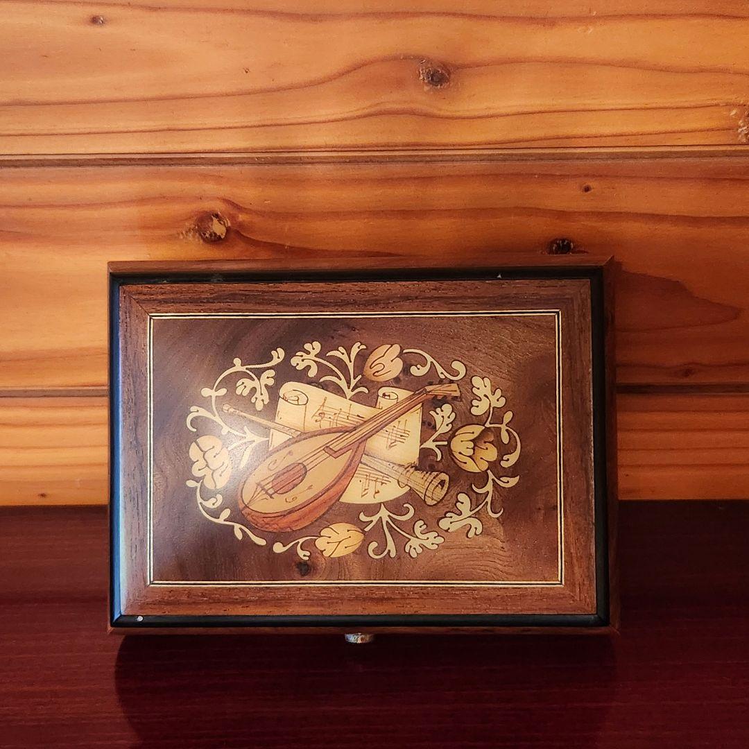 リュージュ　スイス製　エリーゼのために　オルゴール　36弁？