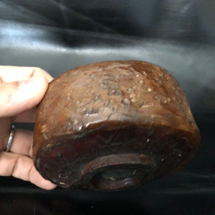 珍品◆蔵からかなり古い珍しい抹茶茶碗が出てきた。和紙に漆塗りの抹茶茶碗だと思う