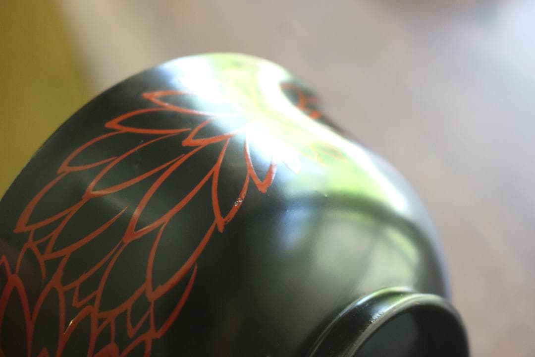 極小傷有！時代黒漆に風情ある朱漆菊文の映えるお椀2点（検輪島塗懐石椀蒔絵椀