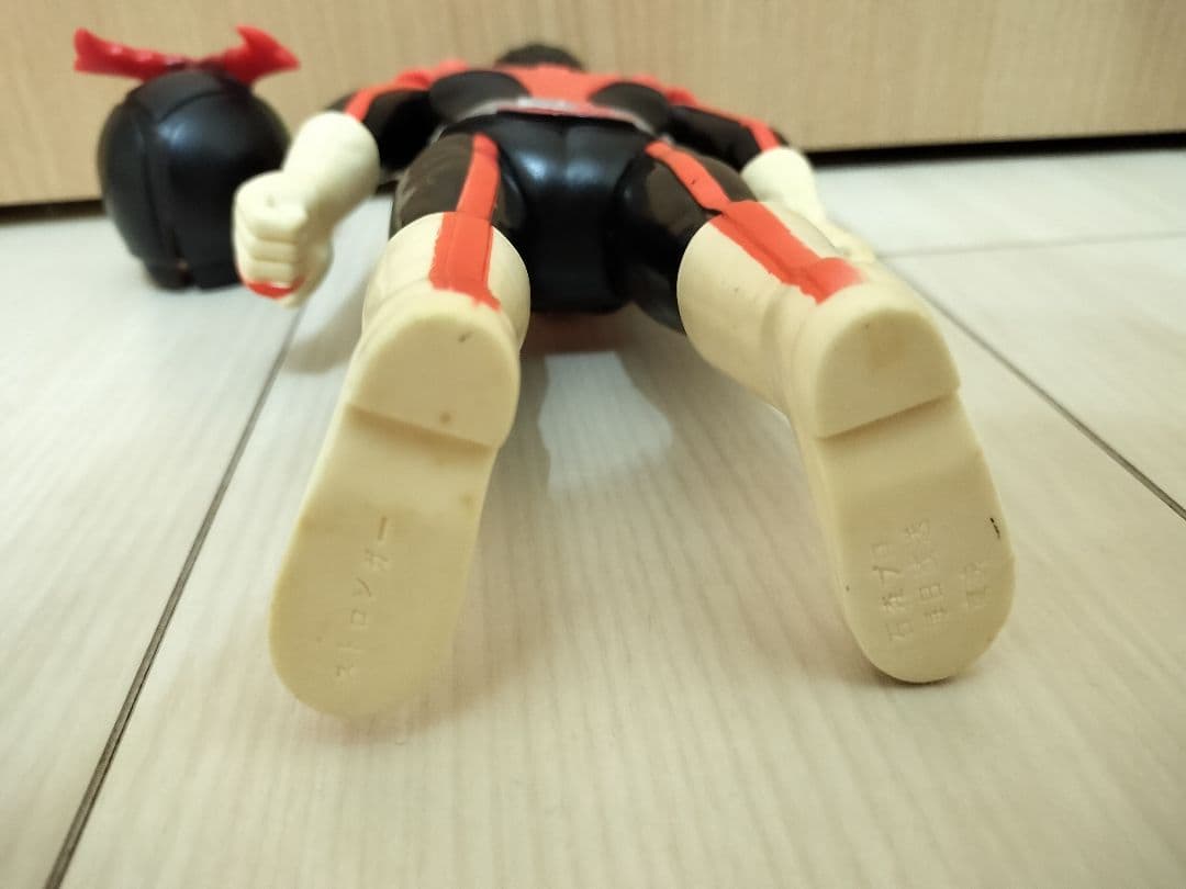 【極希少】　旧バンダイ　仮面ライダーストロンガー　面取れソフビ　当時物