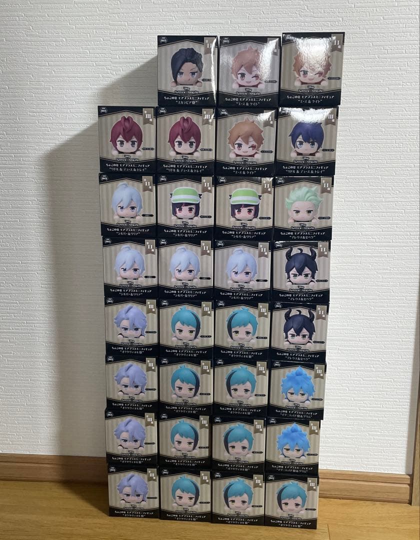 ツイステ　ちょこのせ　フィギュア　まとめ　31個 ツイステ ちょこのせ フィギュア まとめ 31個 ディズニー ツイステッド