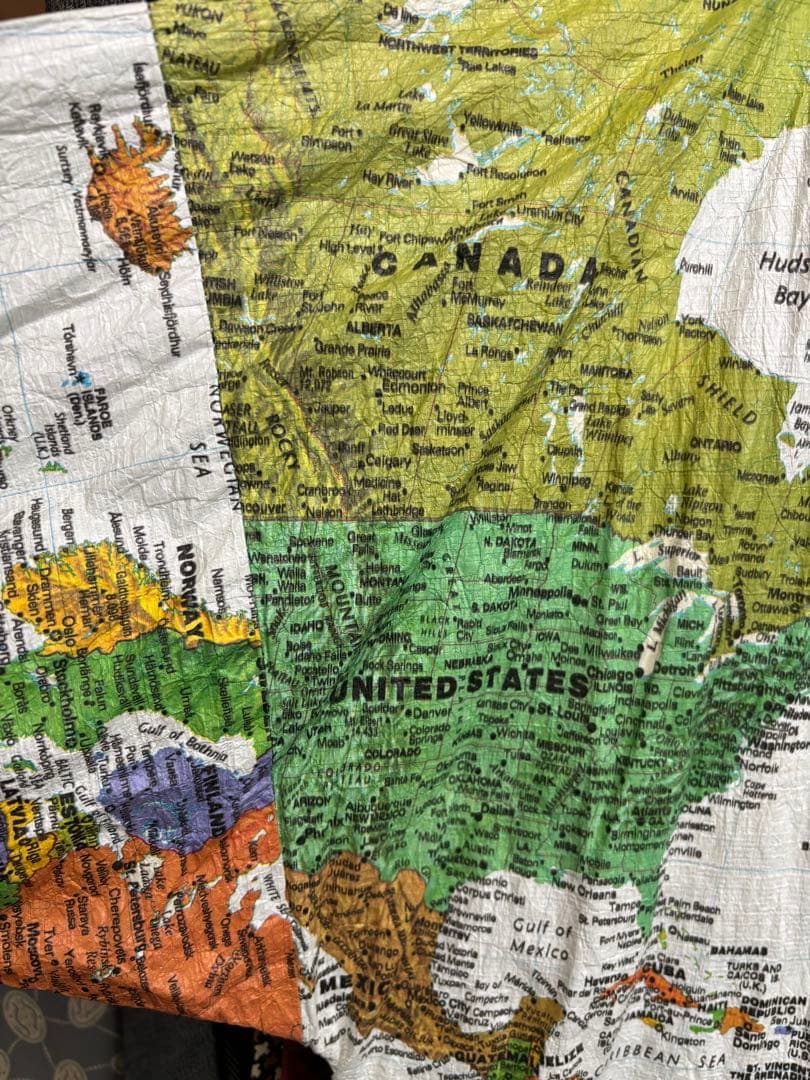 【最終価格】ニルバーナ カートコバーン着用モデル　世界地図ペーパージャケット