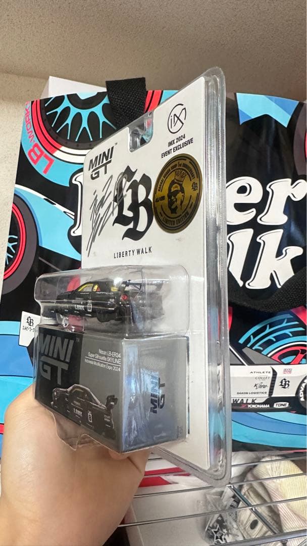 MINIGT LIBERTY WALK IMX限定 Nissan LB-ER34
