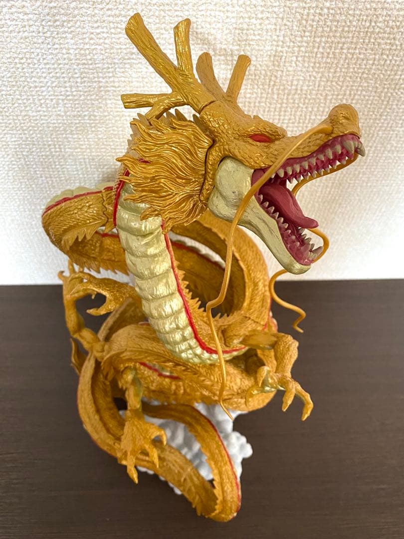 ドラゴンボール　黄金神龍　シェンロン　フィギュア 海外限定