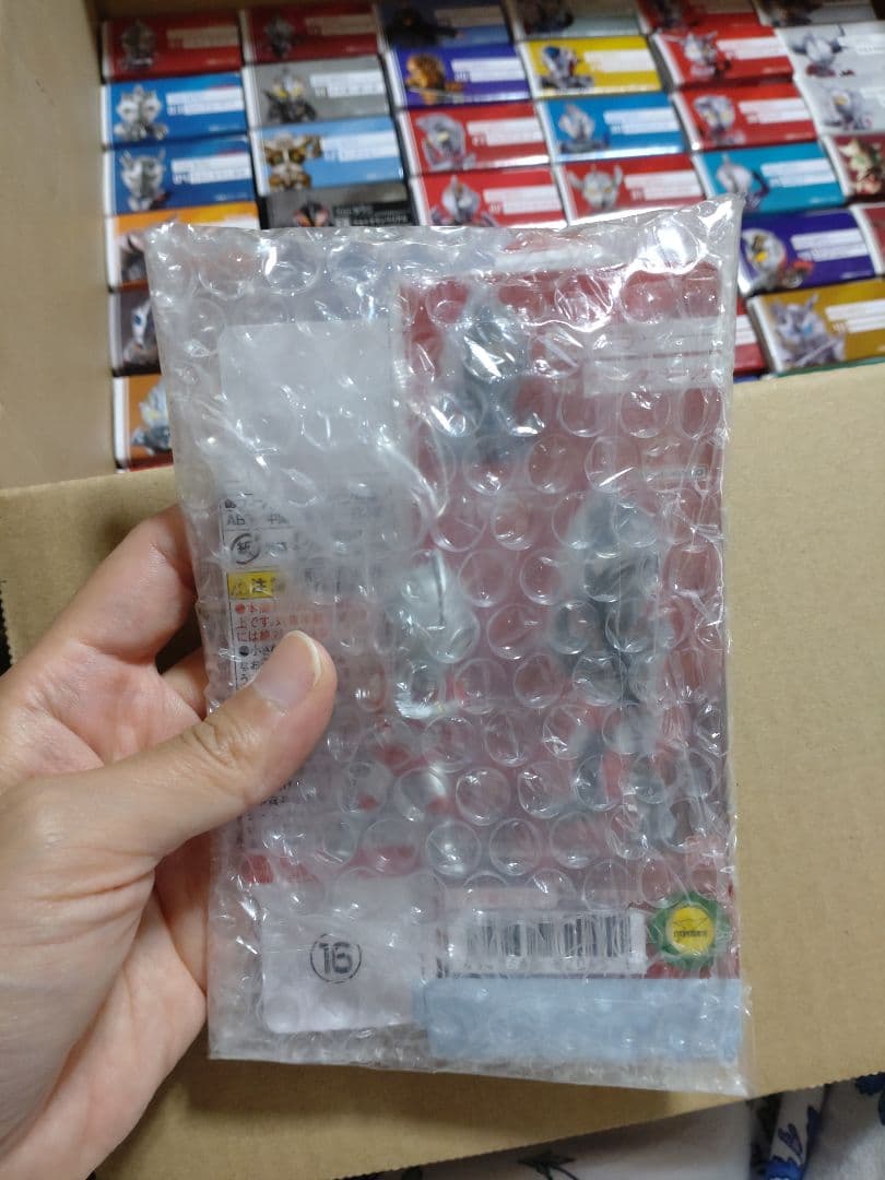 ヤ*ス様 新品コンバージモーション　ウルトラマン 1〜75　欠けあり