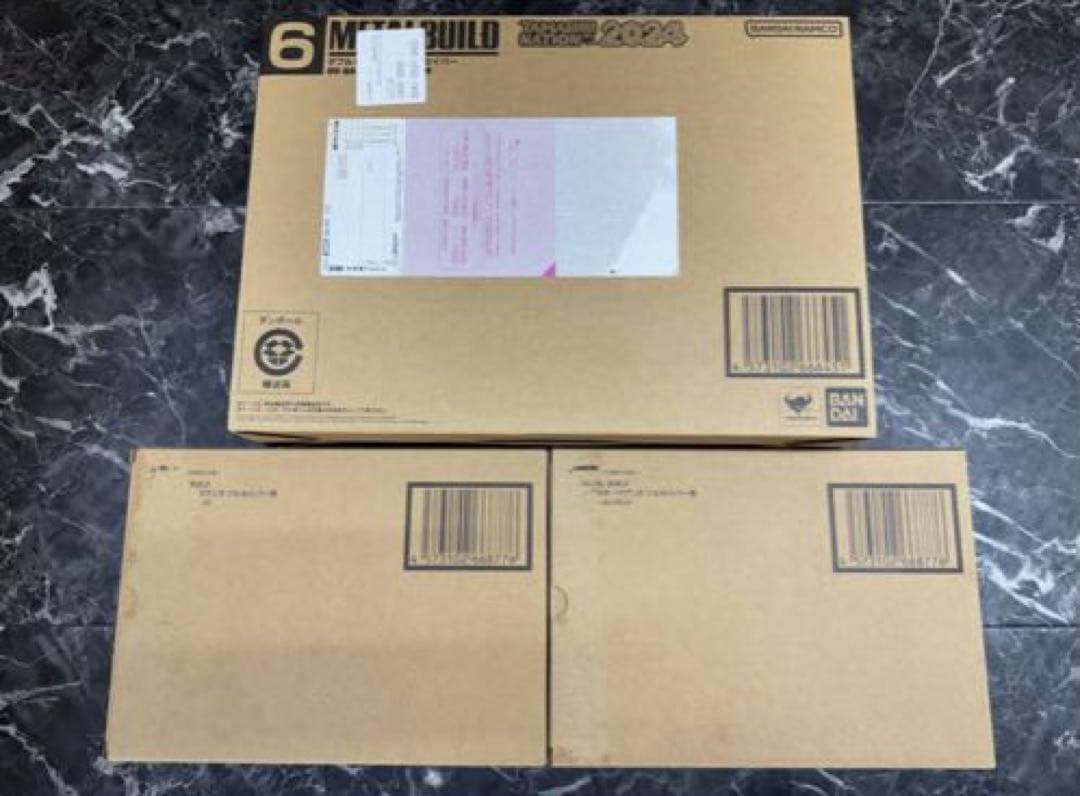 L BUILDダブルオークアンタフルセイバー＋パーツ2セット