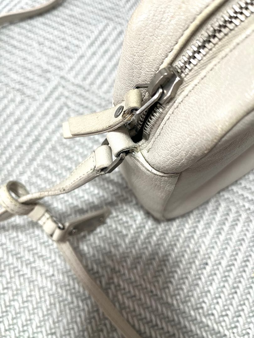 【⭐︎M⭐︎】サンローラン　ショルダーバッグ　レザー