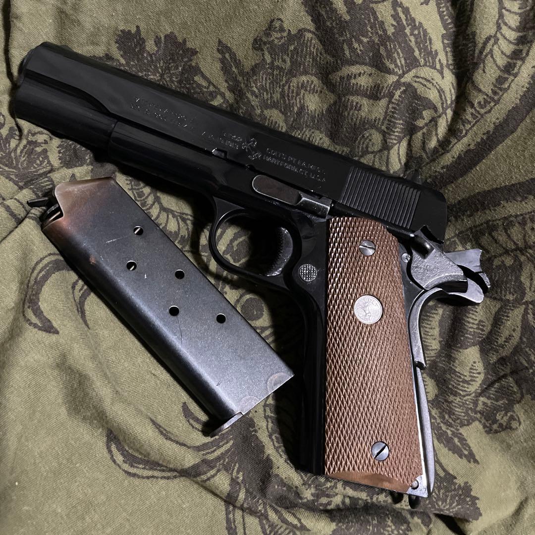 1911 ブラックモデルガン 　プラスチック製