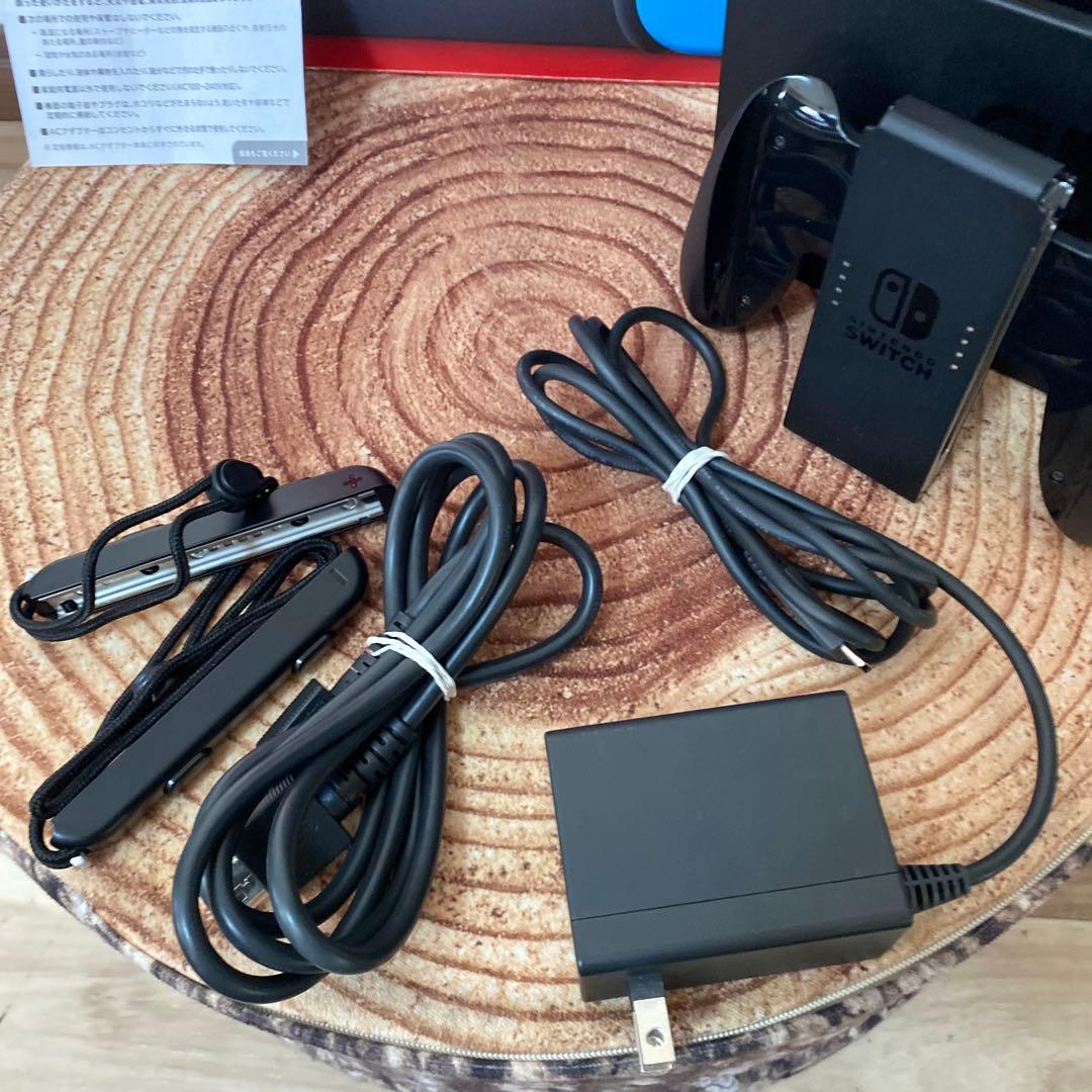 Nintendo Switch ニンテンドースイッチ本体　ネオン ①