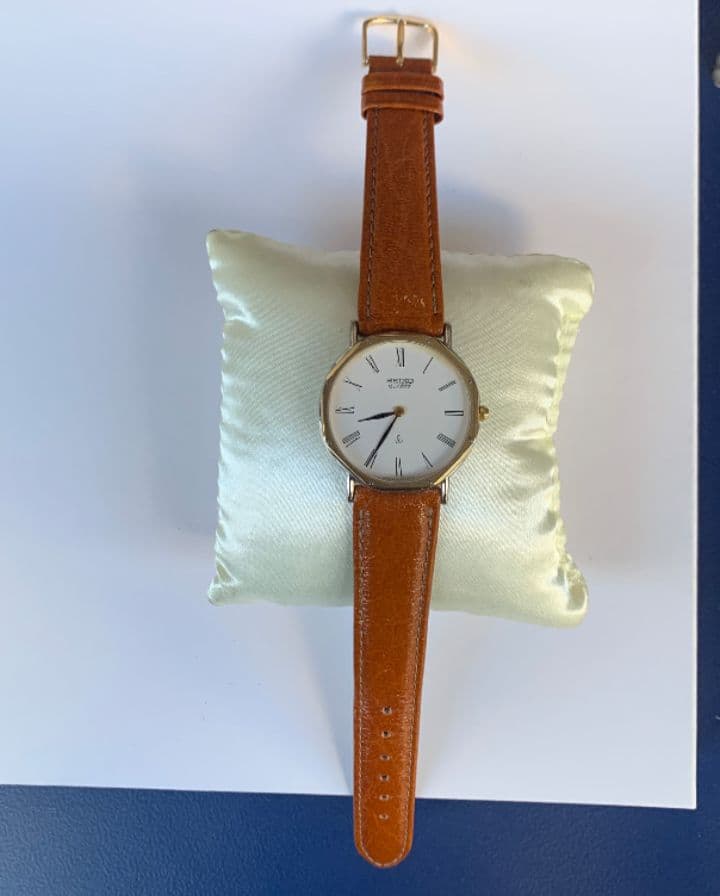 極薄美品スイスセイコークォーツメンズ　★極希少スイスセイコーレザーベルト交換済み