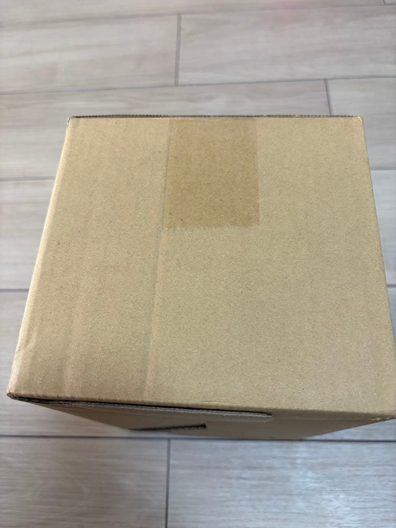 ホワイトフレア1boxシュリンク付き　ポケモンカード