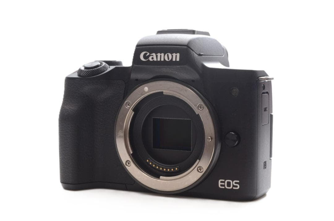 デジタルカメラ Canon EOS Kiss M 15-45mm F3.5-6.3 IS STM