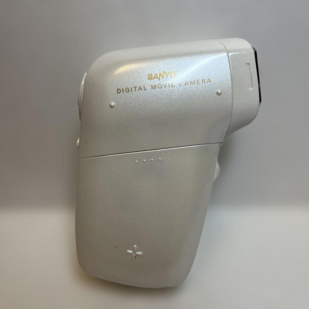 ☆人気稀少☆SANYOデジタルムービーカメラXacti DMX-CG9ホワイト