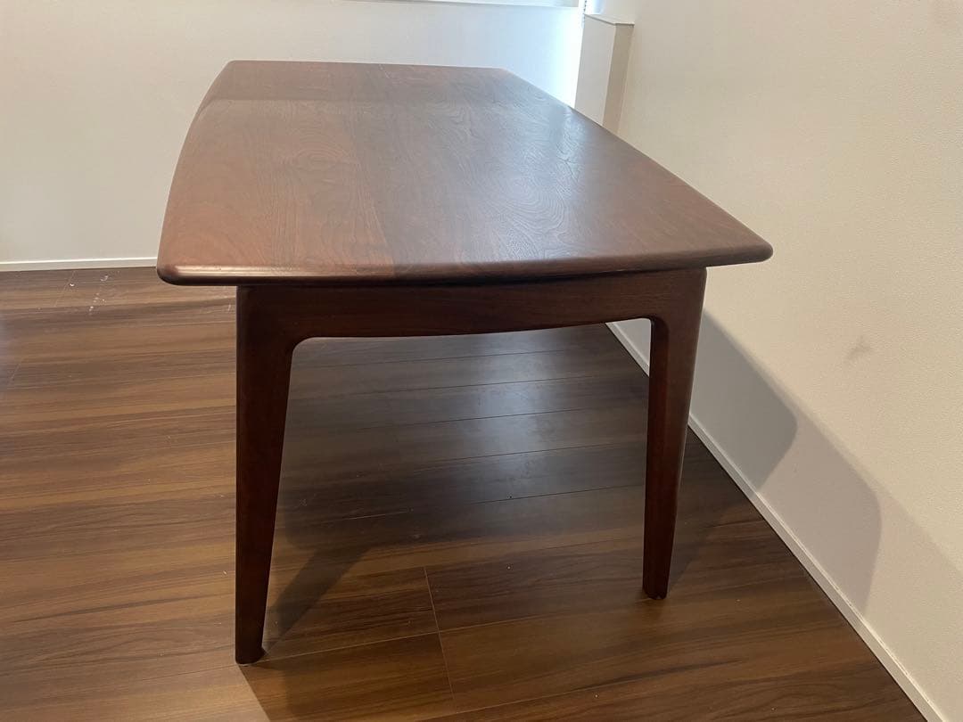 【送料込み】ブラウン木製ダイニングテーブル　※椅子は別途出品