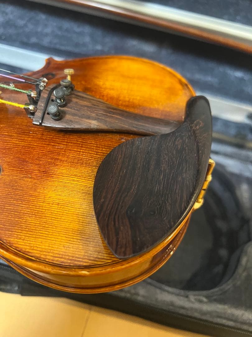 Valente バイオリン 1/2