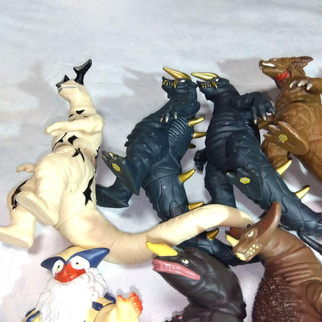 ウルトラソフビシリーズ　20体セット　ライブサインつき　まとめ売り