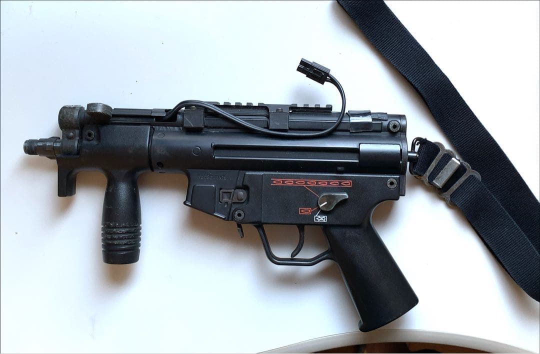 【説明必読】東京マルイ MP5K ダットサイト サイレンサーほか（動作未確認）