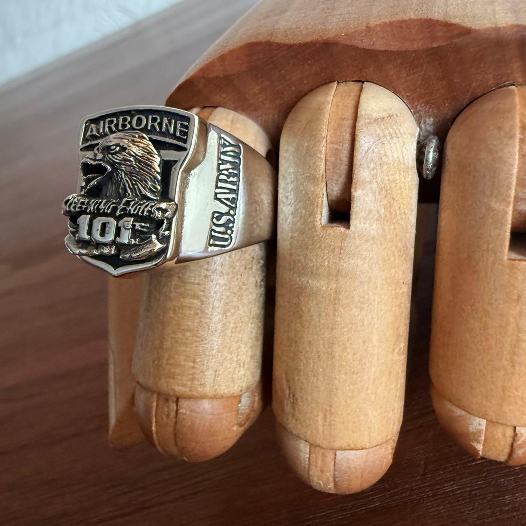 シルバー925無垢【新品】第101空挺師団　US ARMY カレッジリング 本物