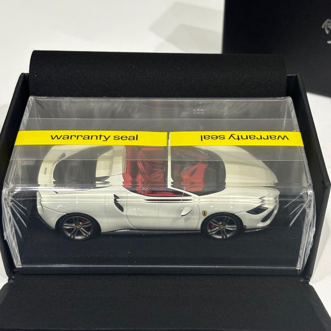 【新品・未開封】Ferrari 296GTS模型ホワイト 保証シール付き