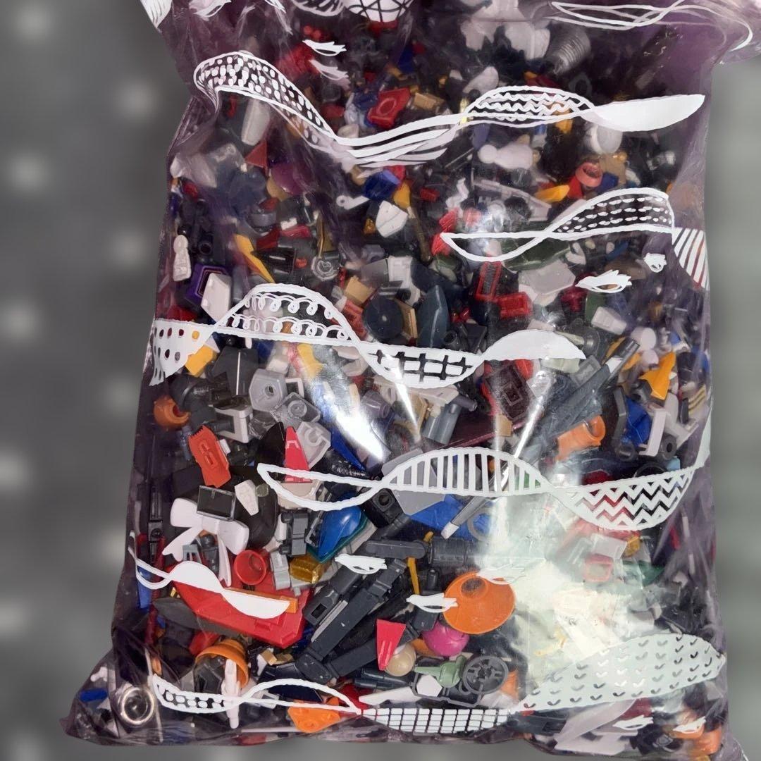 ガンプラHGジャンクパーツ詰め合わせ - メルカリ