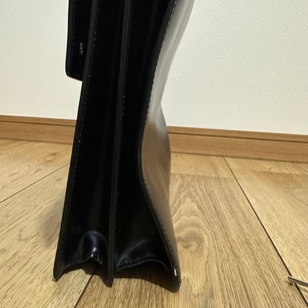 カルティエ　ビジネスバック　レザー　黒