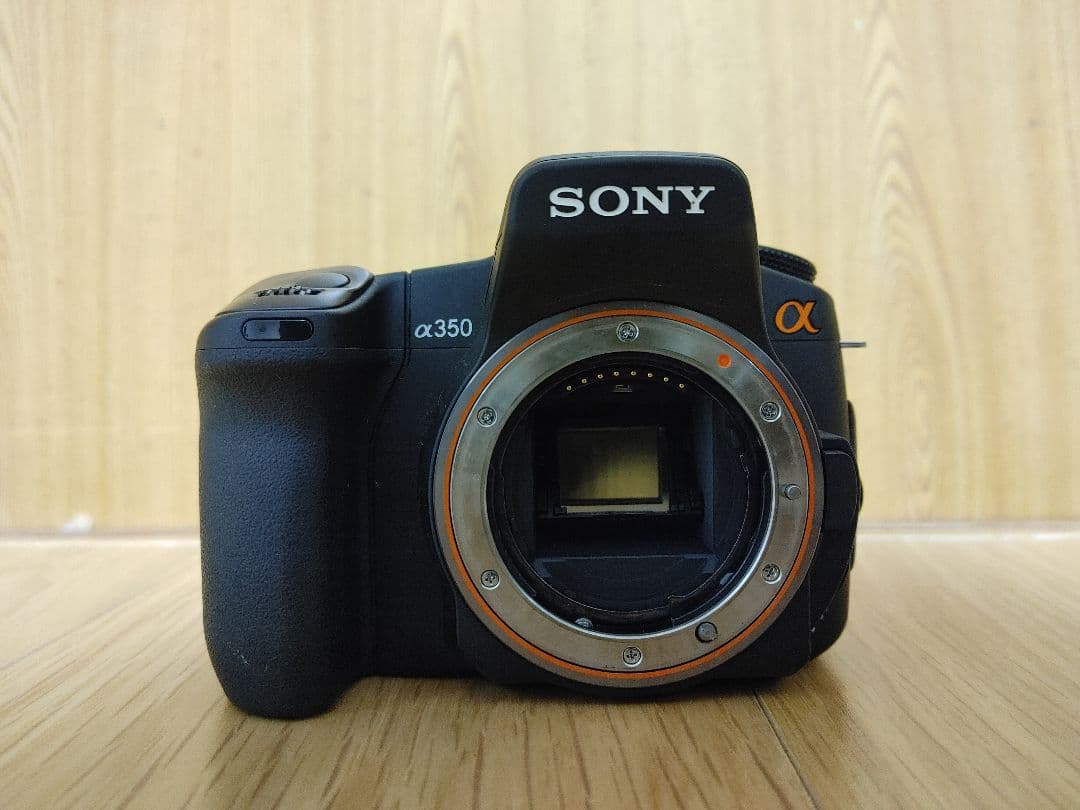 SONY　a-350 DSLR-A350 動作未確認　一眼レフカメラ Amazon.com : Sony Alpha DSLRA350 14.2MP Digital SLR Camera with