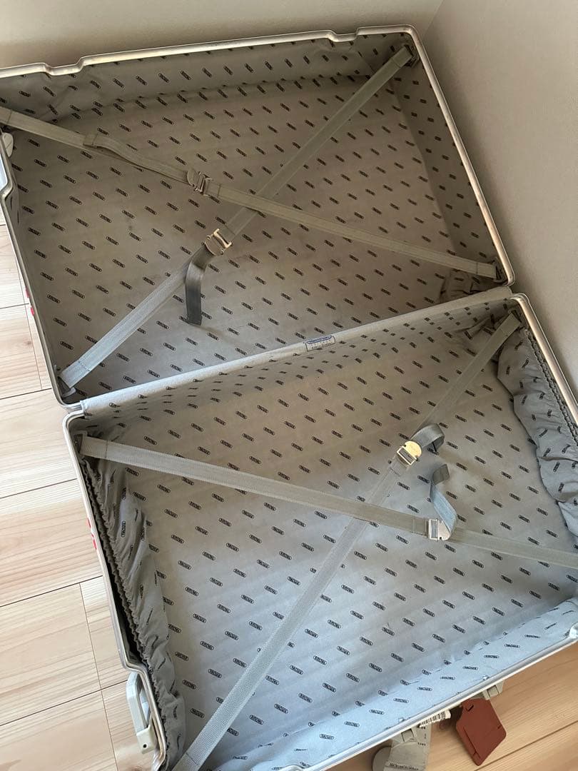 リモワ スーツケース オパール 2輪 opal RIMOWA 104L アルミ 廃盤 青