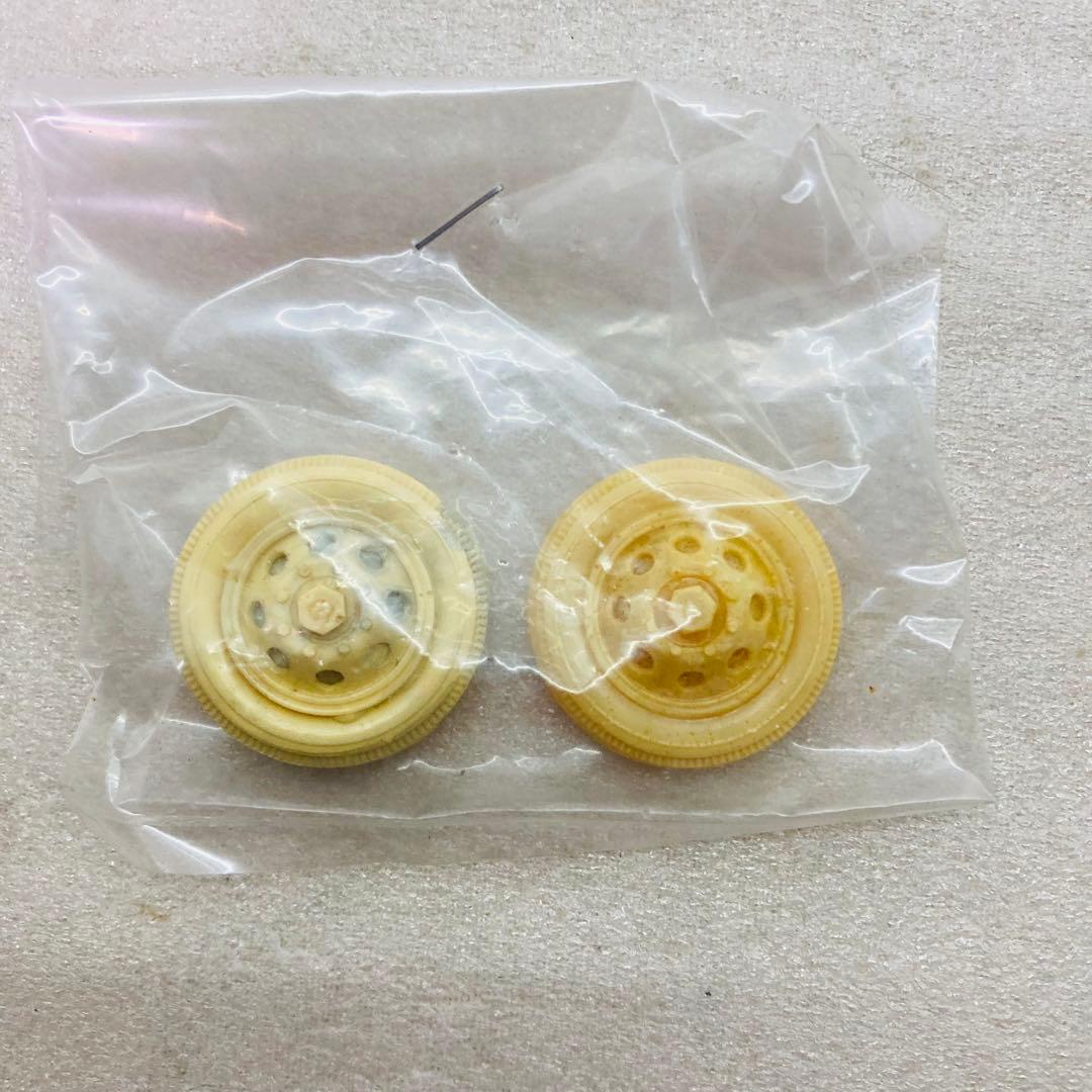 【未組立品】ARIMA　1/35　一式半装軌装甲兵車　ホハ車　レジンキット