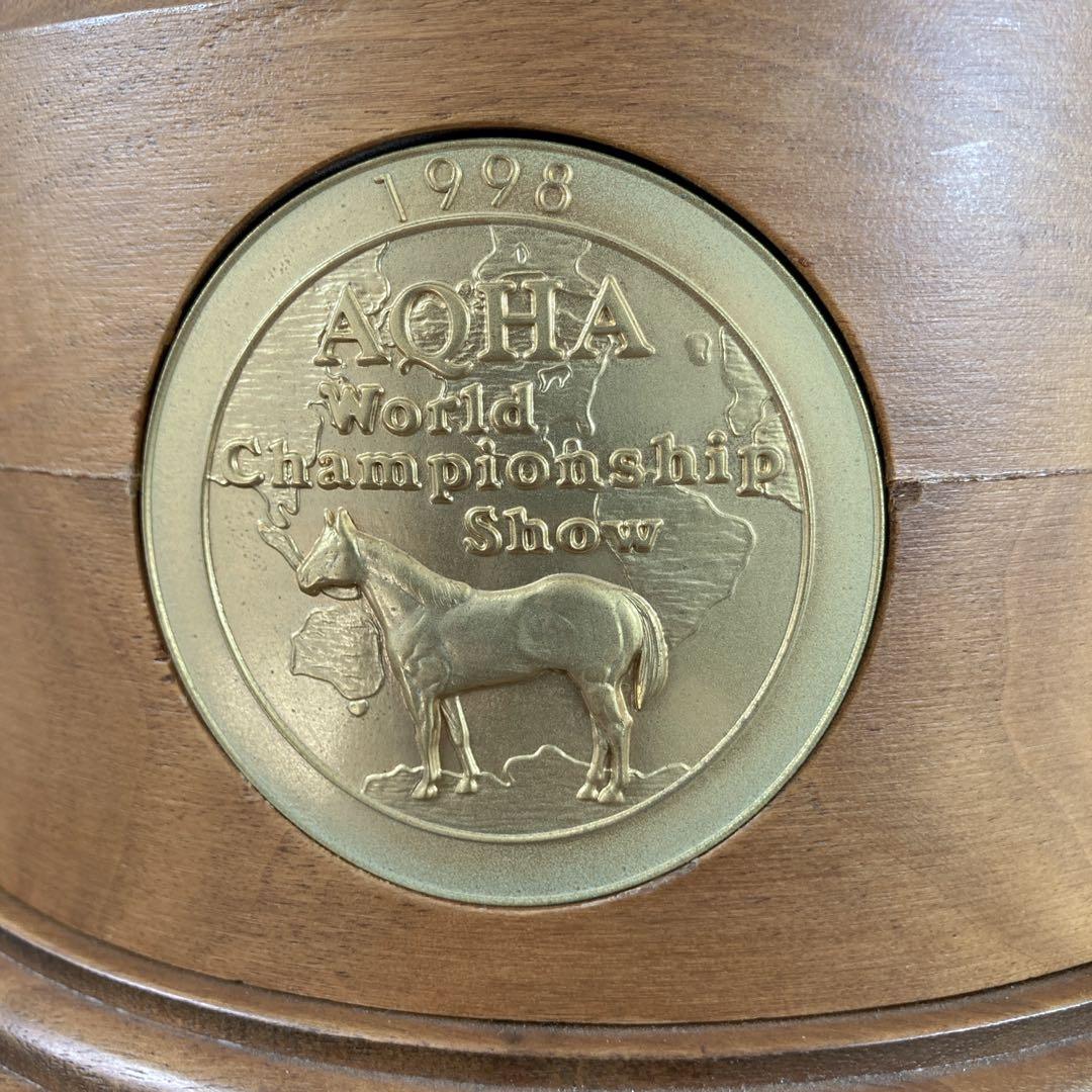 金 馬の置物 ゴールド チャンピオンシップAQHA 1998世界選手権乗馬