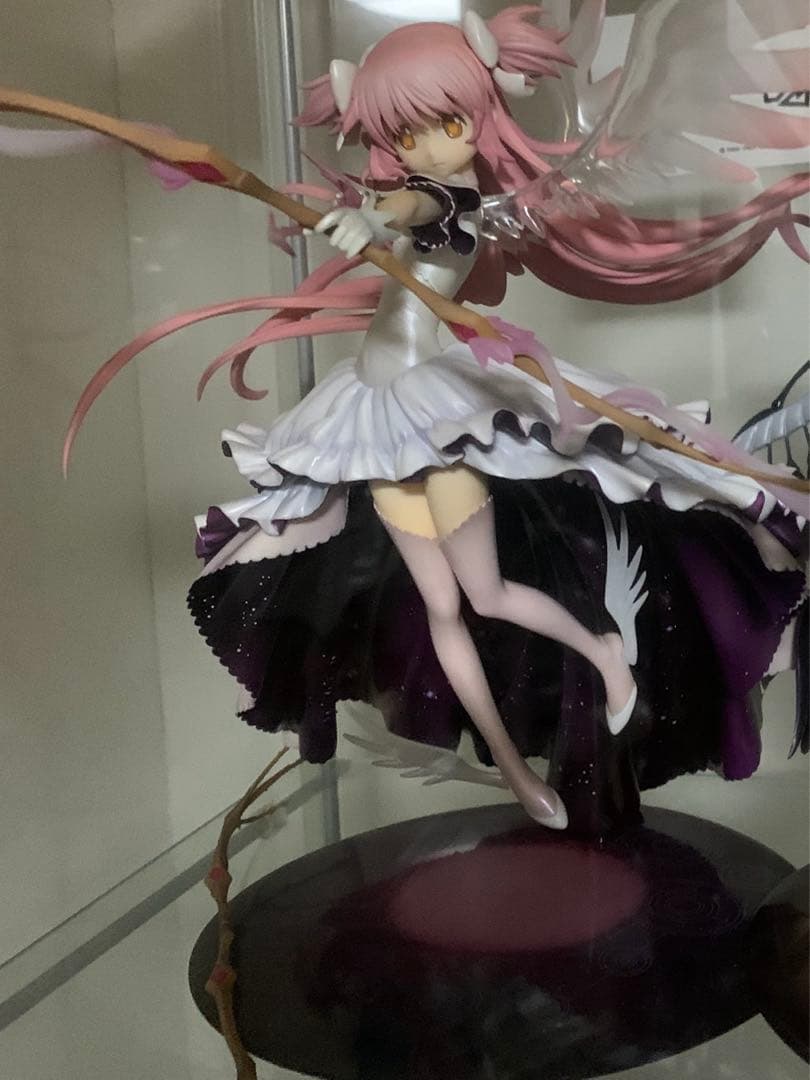 魔法少女まどかマギカ アルティメットまどか 1/8スケールフィギュア