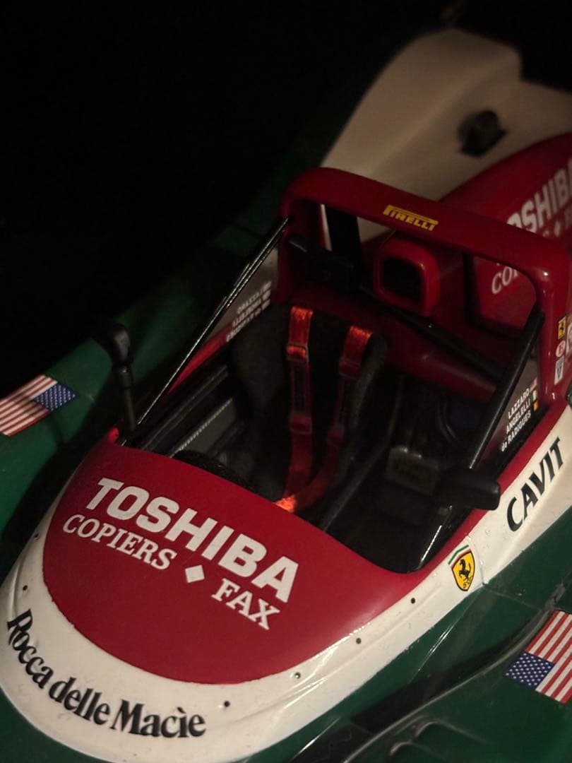 ホットウィール製1/18フェラーリ 333 SP