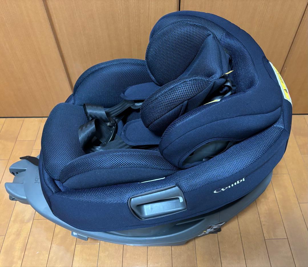 THE S ISOFIX エッグショック ZD ネイビー