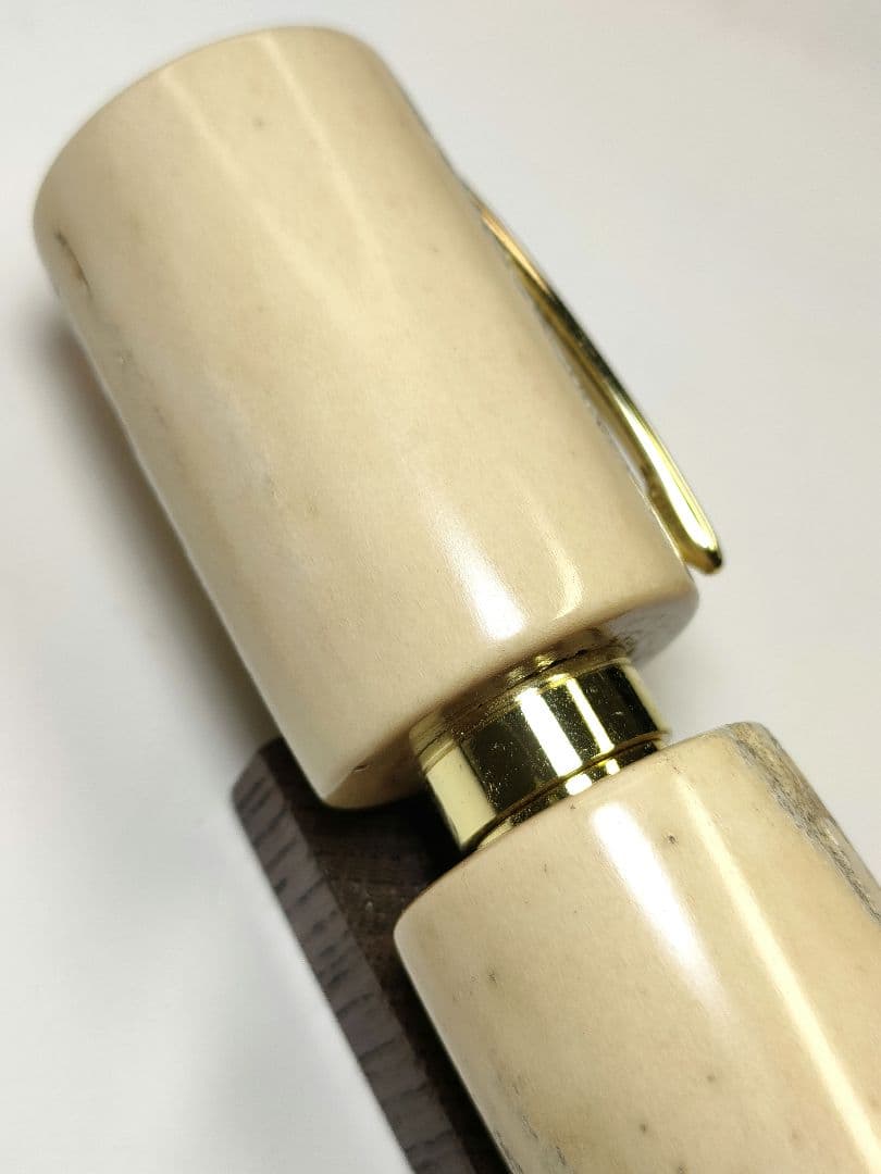 鹿の角】グラデュエイト万年筆（超極太） - メルカリ