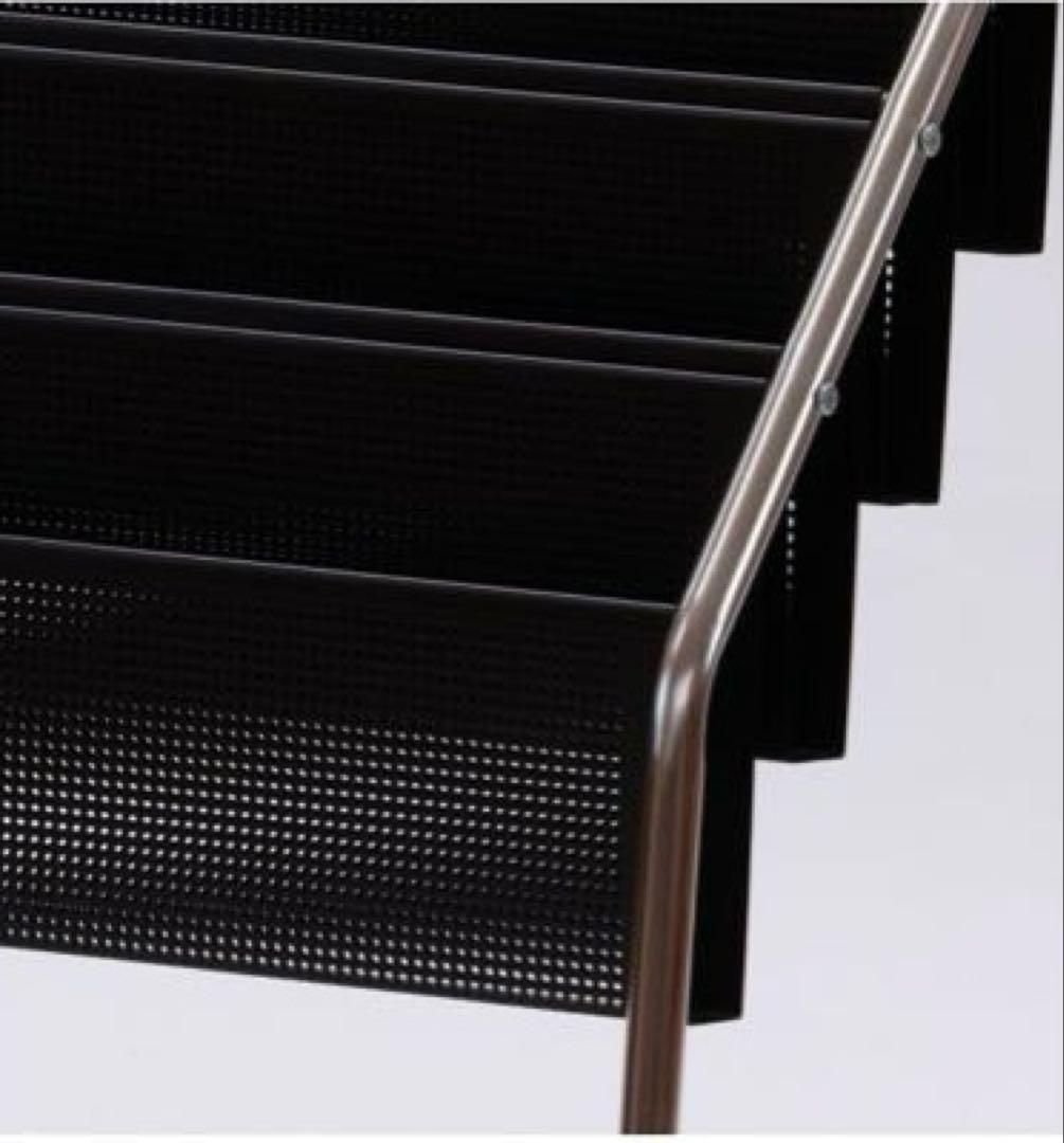 未使用品　パンチングメタル　マガジンラック　林製作所　キャスター付き　モダン