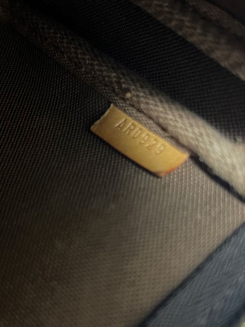 ルイ・ヴィトン アクセソワール ポシェットM40712