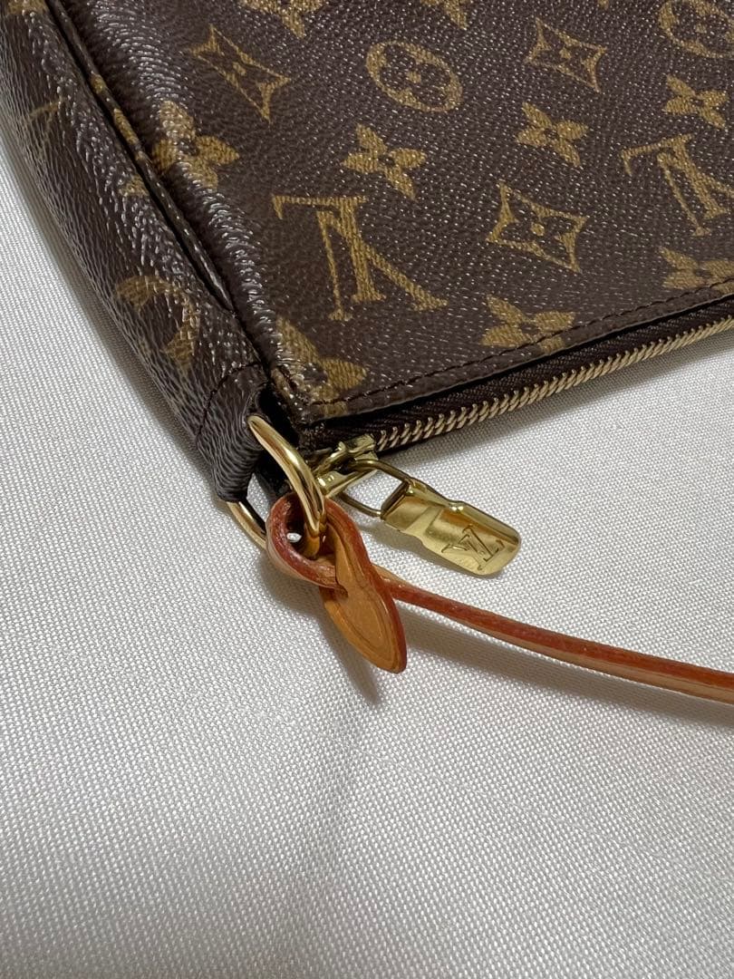 ルイ・ヴィトン アクセソワール ポシェットM40712