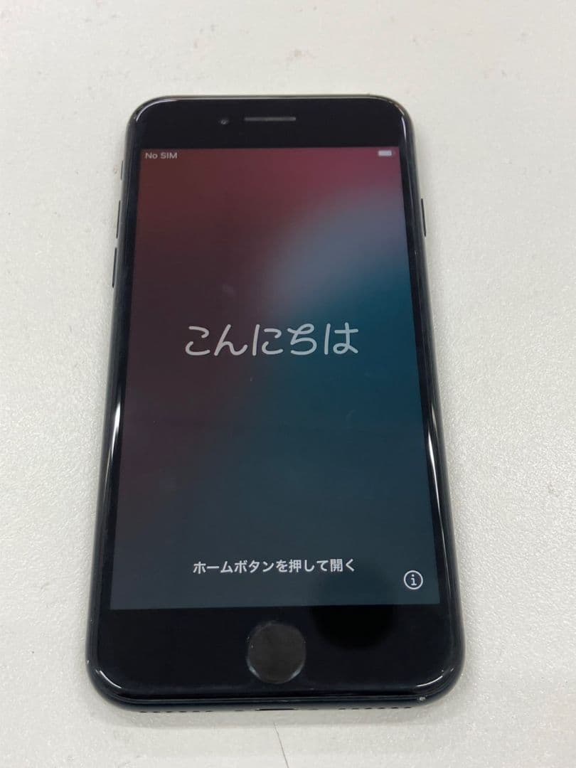 第3世代 iPhoneSE 128GB バッテリー最大83％】L