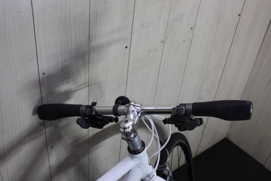 GIANT ESCAPE R3 700C アルミ 24速 370mm 白 クロス