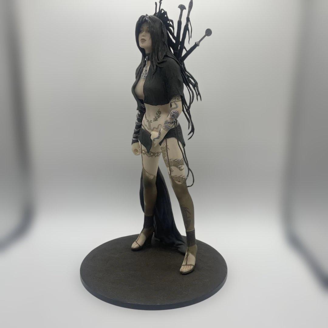 Medusa’s Gaze by Luis Royo