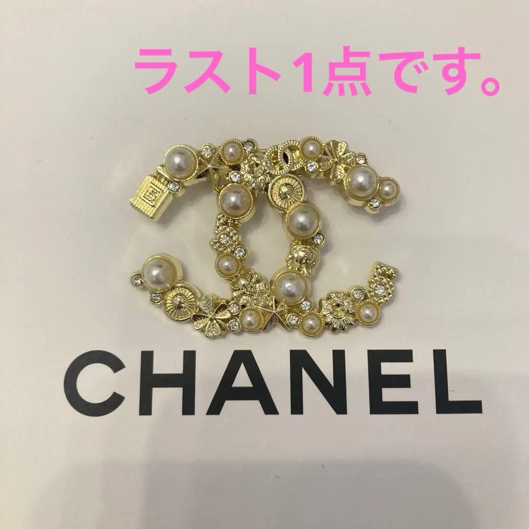 CHANEL ゴールド パール ストーンCロゴ ブローチ ノベルティ - メルカリ