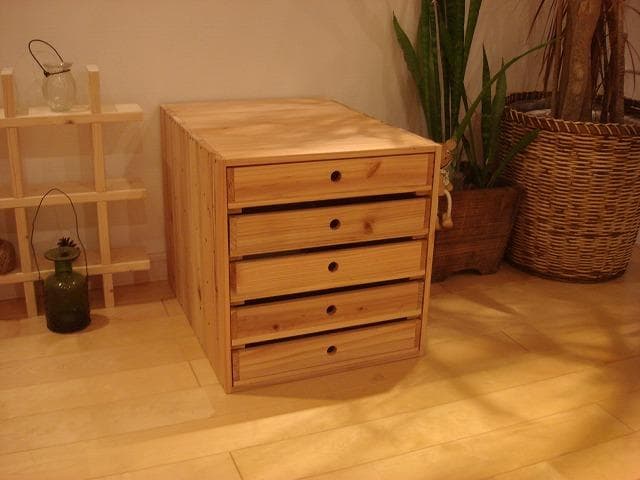 ☆送料無料サイズ変更可能☆A2丸穴5段引き出し②無垢材