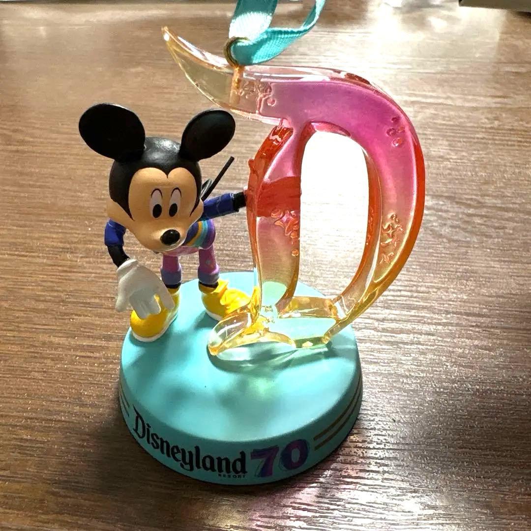 カリフォルニアディズニー70周年 オーナメント セット - メルカリ