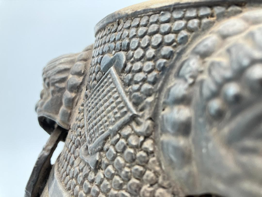 【中国美術】『黒陶四耳唐子図壺』　高さ：２３ｃｍ　花瓶　花生　置物　黒釉