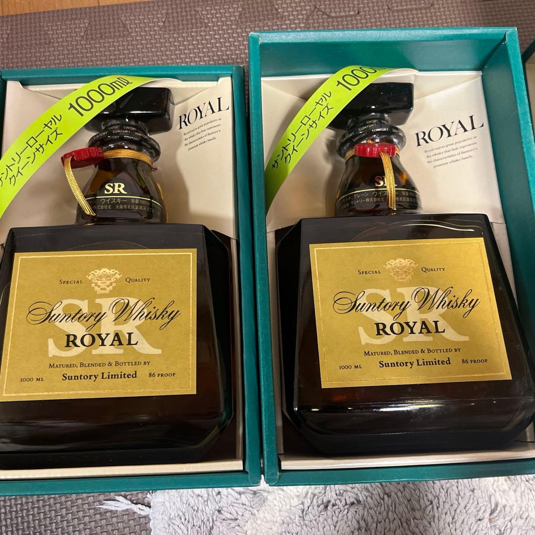 2本、サントリーウイスキーROYAL SR／1000ml／古酒