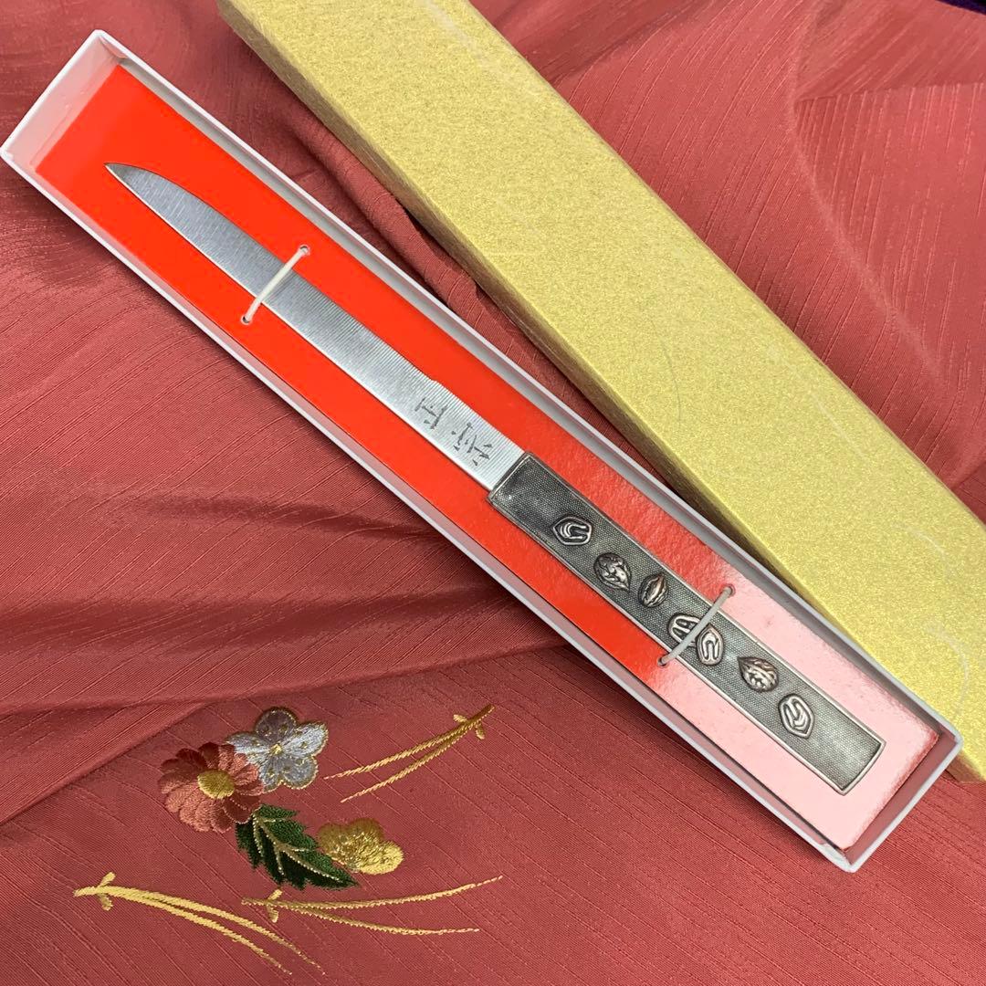 【新品・未使用】木の実図 装飾刀 専用箱付き