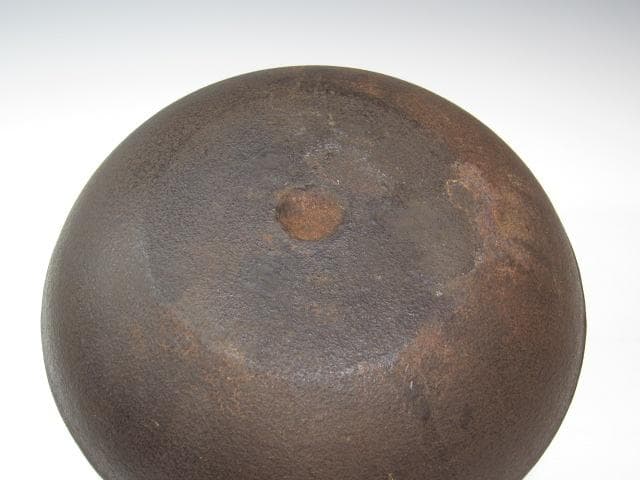 ☆ 大徳寺 細合喝堂 自筆釜 かわいらしい形の釜です☆y244