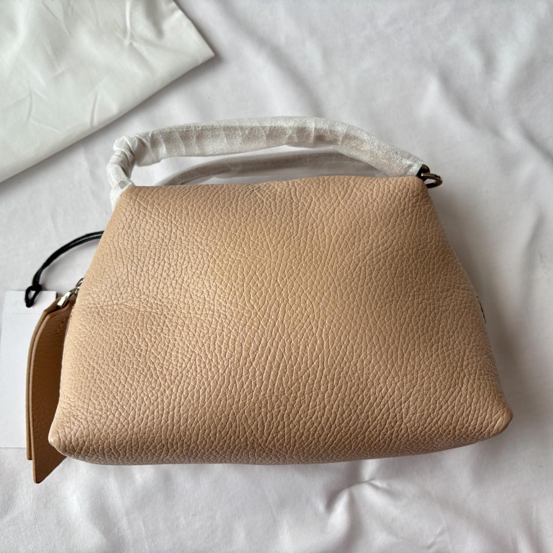 未使用 ジャンニキアリーニ ALIFA 2way ショルダーバッグ ベージュ