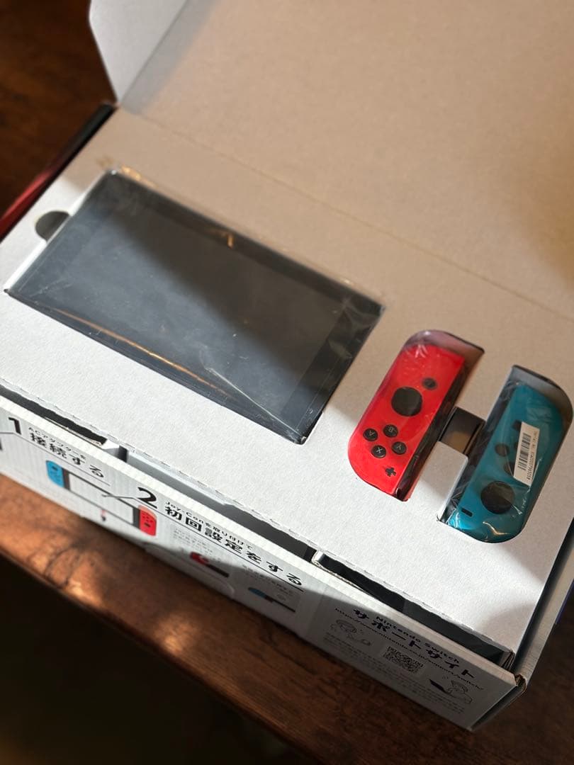 Nintendo Switch 本体 ブルー/レッド プロコンx1即3人プレー可